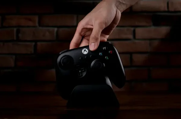 8Bitdo Pro 3-Mode Controller for Xbox