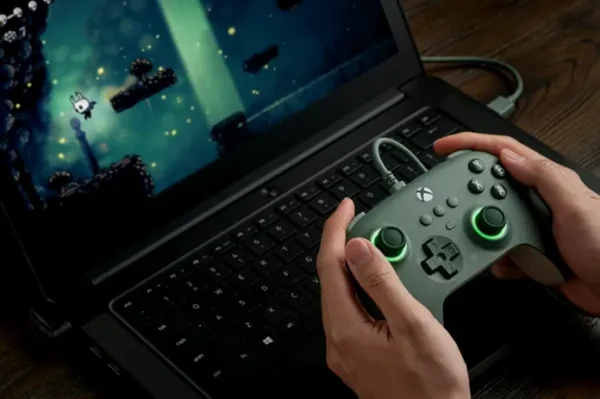 8BitDo Ultimate Series-C Cable Controller for Xbox with Colorful Lighting
