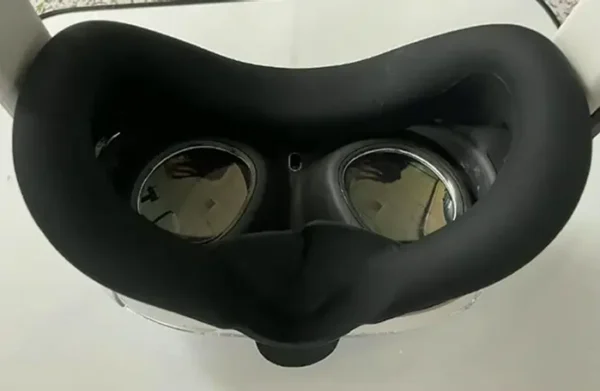 Silicone Face Cover Cushion Designed with VR Quest 3 Gear