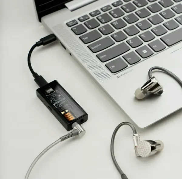Compact Amplifier with Dual Outputs [MFi Certified]
